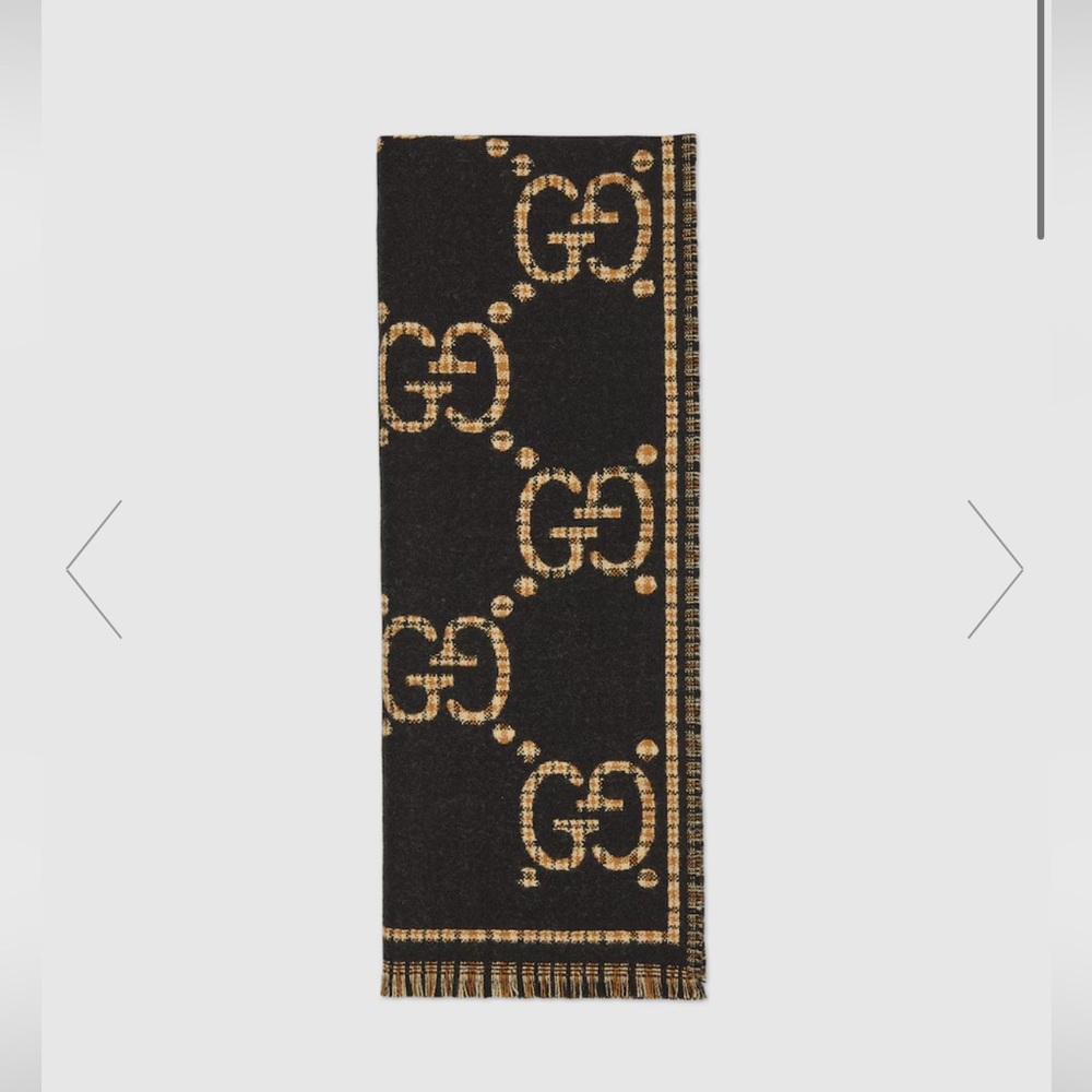 Authentic BN Gucci CHECK GG WOOL SCARF